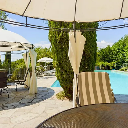 Poolhouse Oasi Del Lupo بيت للعطل *