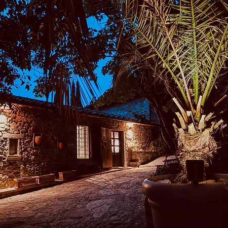 بيت للعطل Poolhouse Oasi Del Lupo *