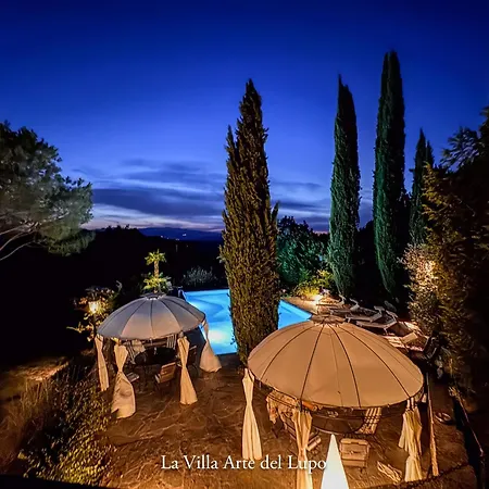 Poolhouse Oasi Del Lupo * Subbiano